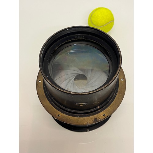 190 - Militaria, a large camera lens with military markings , 6 inches in diameter.


This lot is availabl... 