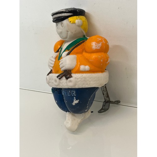 210 - Michelin truck driver illuminated mascot, rare to find an early painted example.


This lot is avail... 