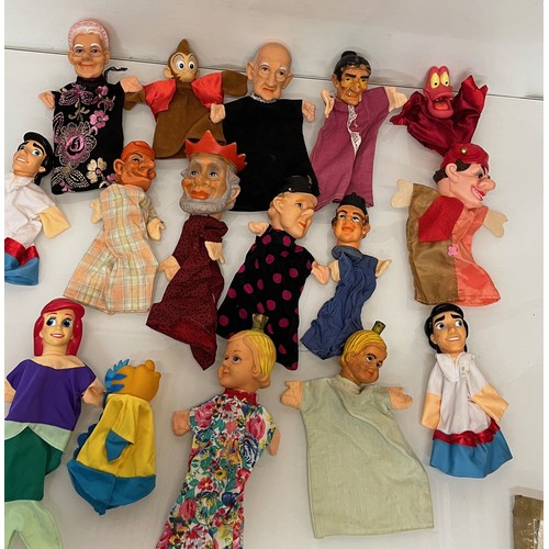 224 - A collection of sixteen hand puppets, classic Punch and Judy etc.

This lot is available for in-hous... 