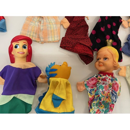 224 - A collection of sixteen hand puppets, classic Punch and Judy etc.

This lot is available for in-hous... 