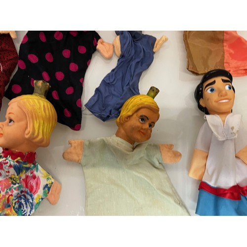 224 - A collection of sixteen hand puppets, classic Punch and Judy etc.

This lot is available for in-hous... 