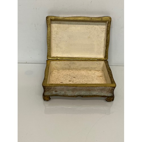 227 - Decorative dressing table box, 20 cm x 14cm x 8 cm.

This lot is available for in-house shipping