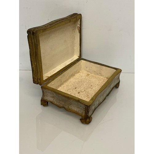 227 - Decorative dressing table box, 20 cm x 14cm x 8 cm.

This lot is available for in-house shipping