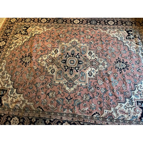 229 - Large Rug.   327 cm x 246 cm.

This lot is collection only.