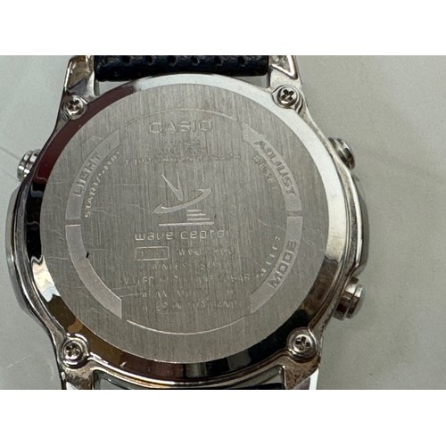 16 - Gent’s wristwatch, a Casio wave ceptor watch.

This lot is available for in-house shipping