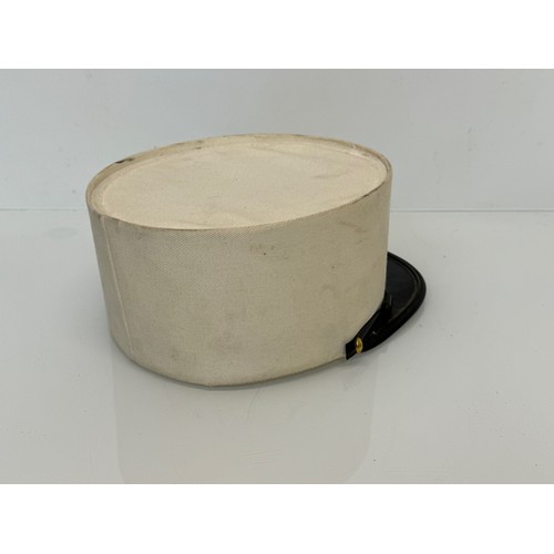 102 - Militaria, clothing, hats,  a French Foreign Legion Kepi.

This lot is available for in-house shippi... 