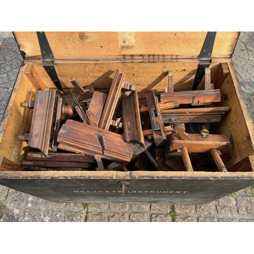 114 - Militaria, Tools, Woodworking, Carpentry, a large storage chest full of carpenters planes. Chest is ... 