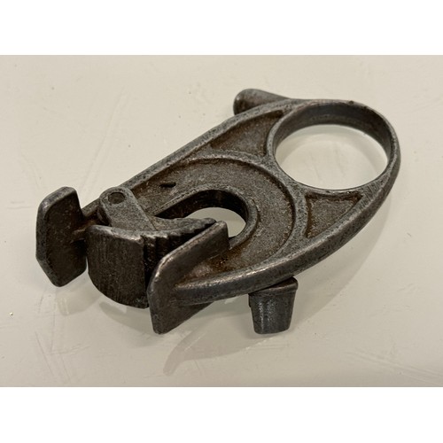 152 - Edwardian era cycling collectable, a cast skirt clip by Turner.

This lot is available for in-house ... 