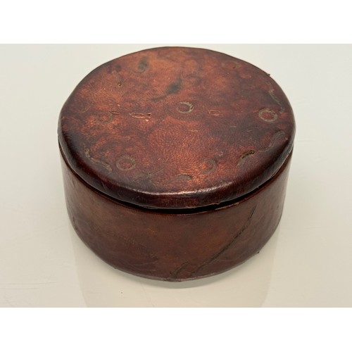 161 - Decorative treen storage pots, 8 in all.

This lot is available for in-house shipping