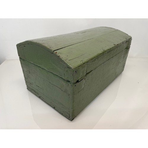 143 - Painted pine storage chest, 51 cm x 29 cm x 27 cm high.

This lot is available for in-house shipping