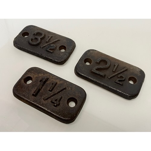 221 - Three cast iron Railway marker plates. 1 ¼  2 ½. 3 ½ 

This lot is available for in-house shipping