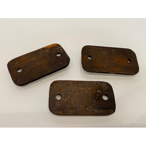 221 - Three cast iron Railway marker plates. 1 ¼  2 ½. 3 ½ 

This lot is available for in-house shipping