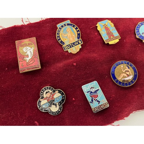 346 - A collection of enamel pin badges for Butlins holiday resorts 1940’s – 1960’s.

This lot is availabl... 