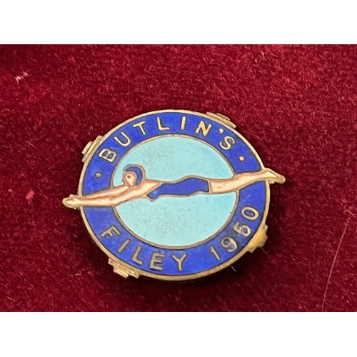 346 - A collection of enamel pin badges for Butlins holiday resorts 1940’s – 1960’s.

This lot is availabl... 