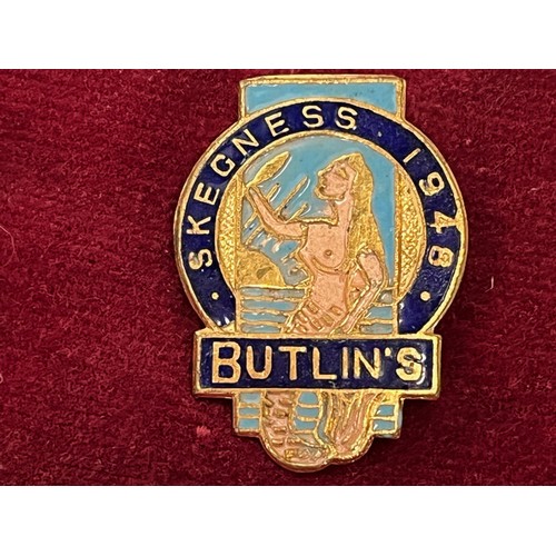 346 - A collection of enamel pin badges for Butlins holiday resorts 1940’s – 1960’s.

This lot is availabl... 