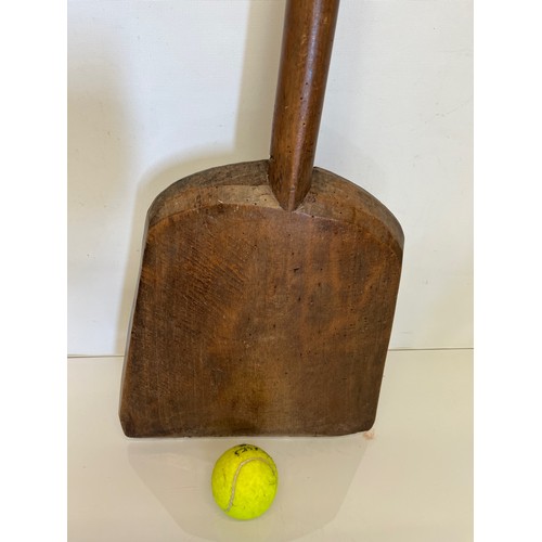 347 - Large wooden bread oven spade 110 cm long.

This lot is available for in-house shipping