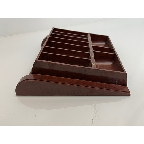 361 - Mid C20th Century Bakelite coin tray, 28 cm x 25 cm.

This lot is available for in-house shipping