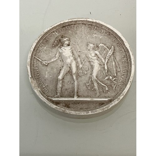 368 - A collection of plaster plaques and medallions, Charles Dickens etc.

This lot is available for in-h... 