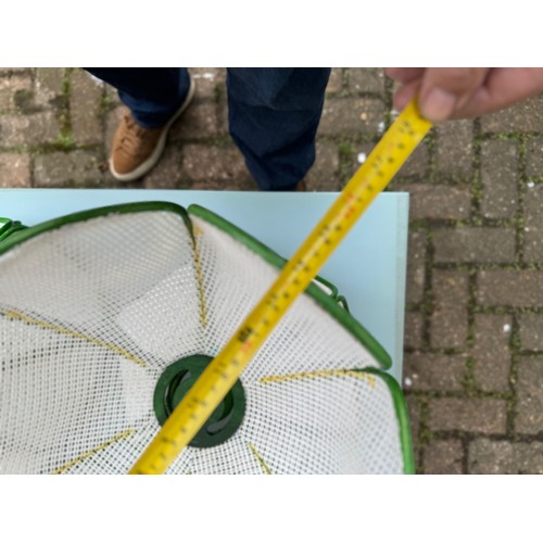 384 - Five mid-century modern ceiling shades 35 cm wide.

This lot is available for in-house shipping