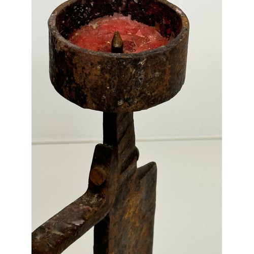 259 - Wrought iron art and crafts blacksmith made candle stand, 37 cm high.

This lot is available for in-... 