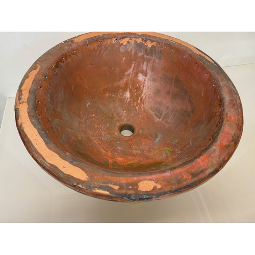 270 - Large copper sink,

This lot is collection only.