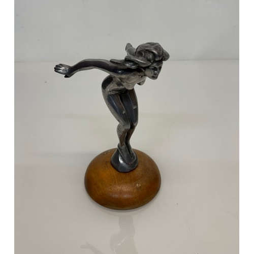 289 - Automobilia, Speed Nymph vintage motor car mascot, 19 cm high.

This lot is available for in-house s... 