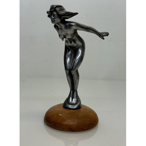 289 - Automobilia, Speed Nymph vintage motor car mascot, 19 cm high.

This lot is available for in-house s... 