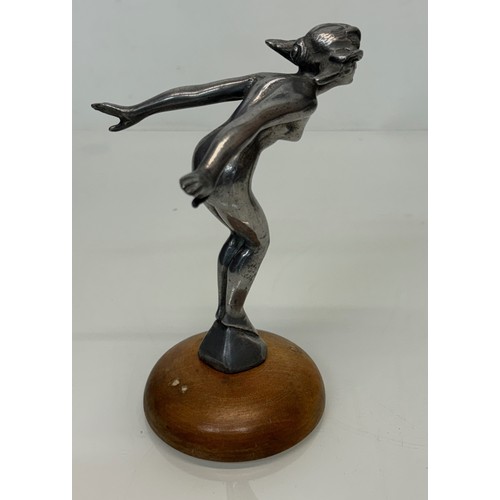 289 - Automobilia, Speed Nymph vintage motor car mascot, 19 cm high.

This lot is available for in-house s... 