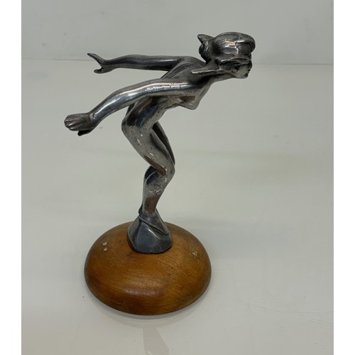 289 - Automobilia, Speed Nymph vintage motor car mascot, 19 cm high.

This lot is available for in-house s... 