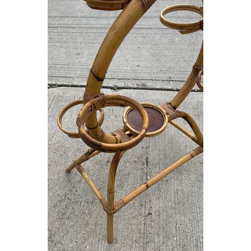 48 - Mid Century furniture, classic 70’s plant stand. 135 cm tall.

This lot is collection only.