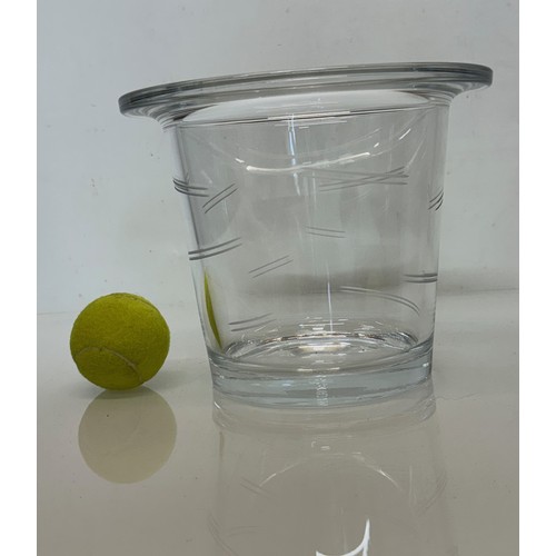 72 - Glass wine / champagne cooler 24 cm diameter x 20 cm tall.

This lot is available for in-house shipp... 