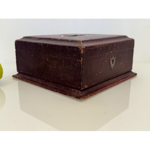 83 - Desk top storage box, Morocco leather covering outside and a lined interior.

This lot is available ... 