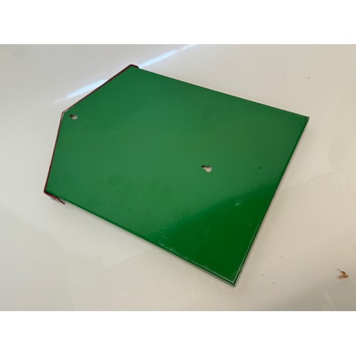 91 - A Gites de France wipe board with a corporate colour schemed steel framework,  37 cm x 26 cm.

This ... 