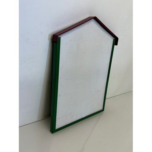 91 - A Gites de France wipe board with a corporate colour schemed steel framework,  37 cm x 26 cm.

This ... 