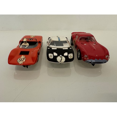 92 - Scalectrix cars Ferrari Ford GT40 and 

This lot is available for in-house shipping