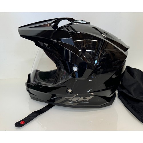 390 - Motorcycle helmet unused condition in it’s bag size L.

This lot is available for in-house shipping