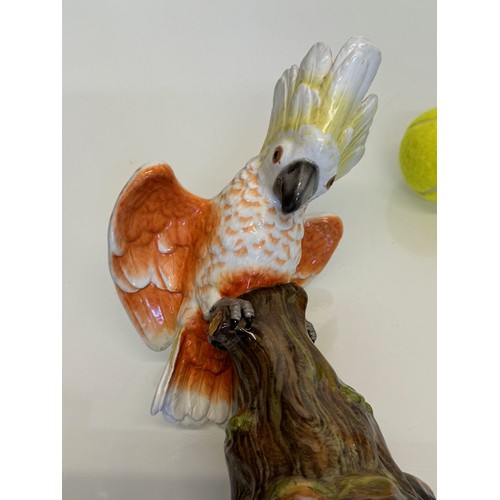 409 - Meissen figurine of a Cockatoo, 23 cm high.

This lot is available for in-house shipping