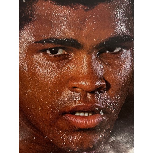 21 - Sporting books, Muhammad Ali by Wilfred Sheen, illustrated classic photographs through out.

This lo... 