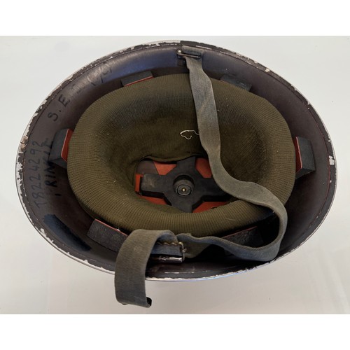 37 - Militaria, East German steel  helmet.

This lot is available for in-house shipping