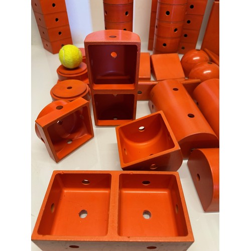 40 - Toys, German designer building blocks, good quantity of orange plastic large scale construction bric... 