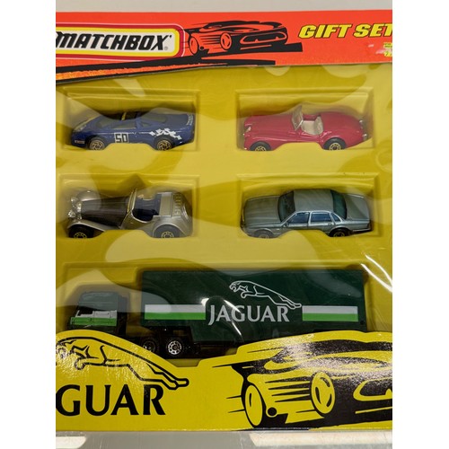 53 - Toys diecast model cars, lorries, boxed, a Matchbox Gift Set of Jaguar motor cars.

This lot is avai... 