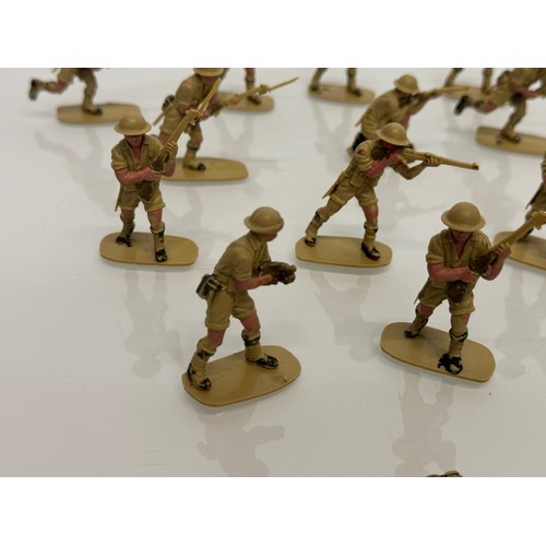 59 - Toys, Military , British 8th Army, Matchbox, a collection of British soldier figures.

This lot is a... 