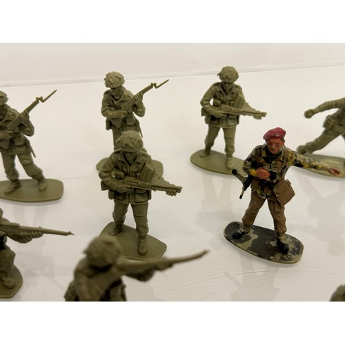 58 - Toys, Military , British Army, Matchbox, Paratroopers, a collection of British Airbourne soldier fig... 