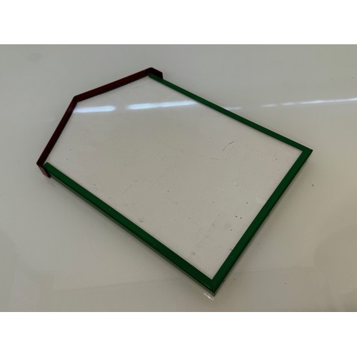 392 - A Gites de France wipe board with a corporate colour schemed steel framework,  37 cm x 26 cm.

This ... 