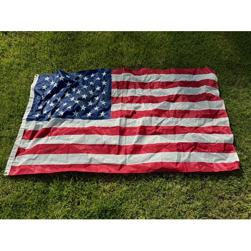 397 - US stars and stripes flag, 150 cm x 85 cm

This lot is available for in-house shipping