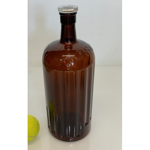 444 - an Amber glass poison bottle, 33 cm tall.

This lot is available for in-house shipping