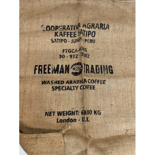 55 - Vintage hessian coffee sack. 103 cm x 72 cm

This lot is available for in-house shipping