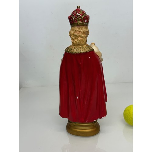 71 - A decorated plaster relique, a religious figure, 37 cm tall.

This lot is available for in-house shi... 