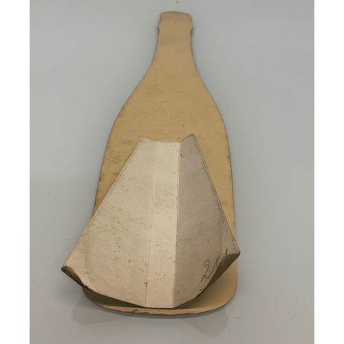 84 - Breweryana, a Champenoise point of sale standing advertisement bottle. 39 cm tall.

This lot is avai... 