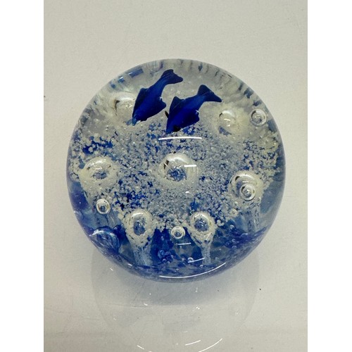 126 - Murano glass paperweight with fish inside, 8 cm tall.

This lot is available for in-house shipping